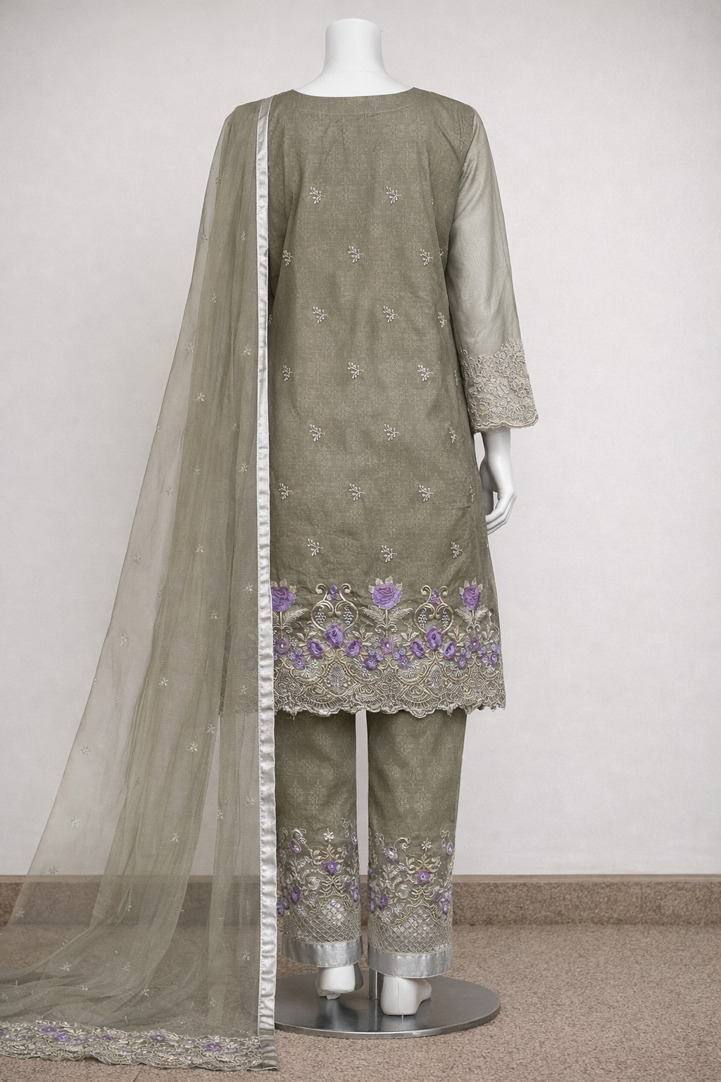 3 pcs viscose suit with beaded emberishment