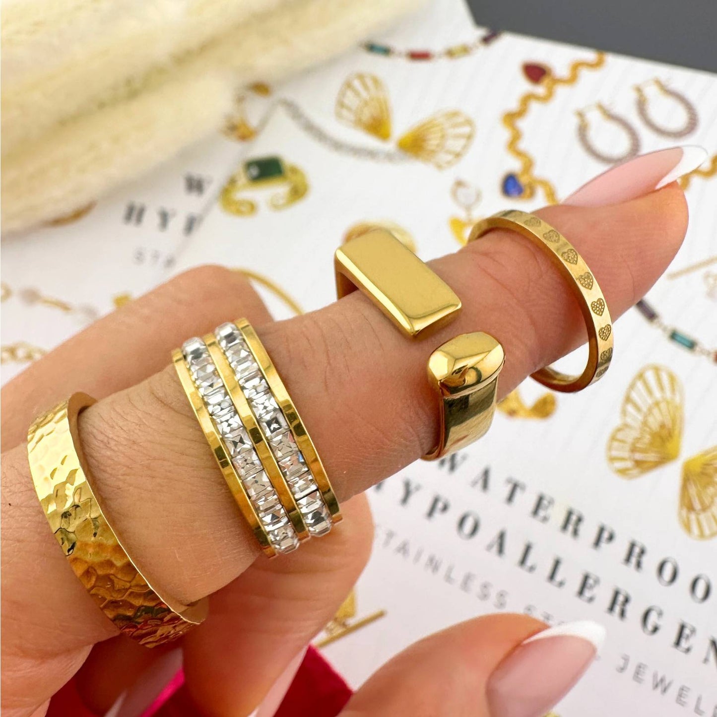 18K gold plated Stainless steel Hearts finger ring, Intensity