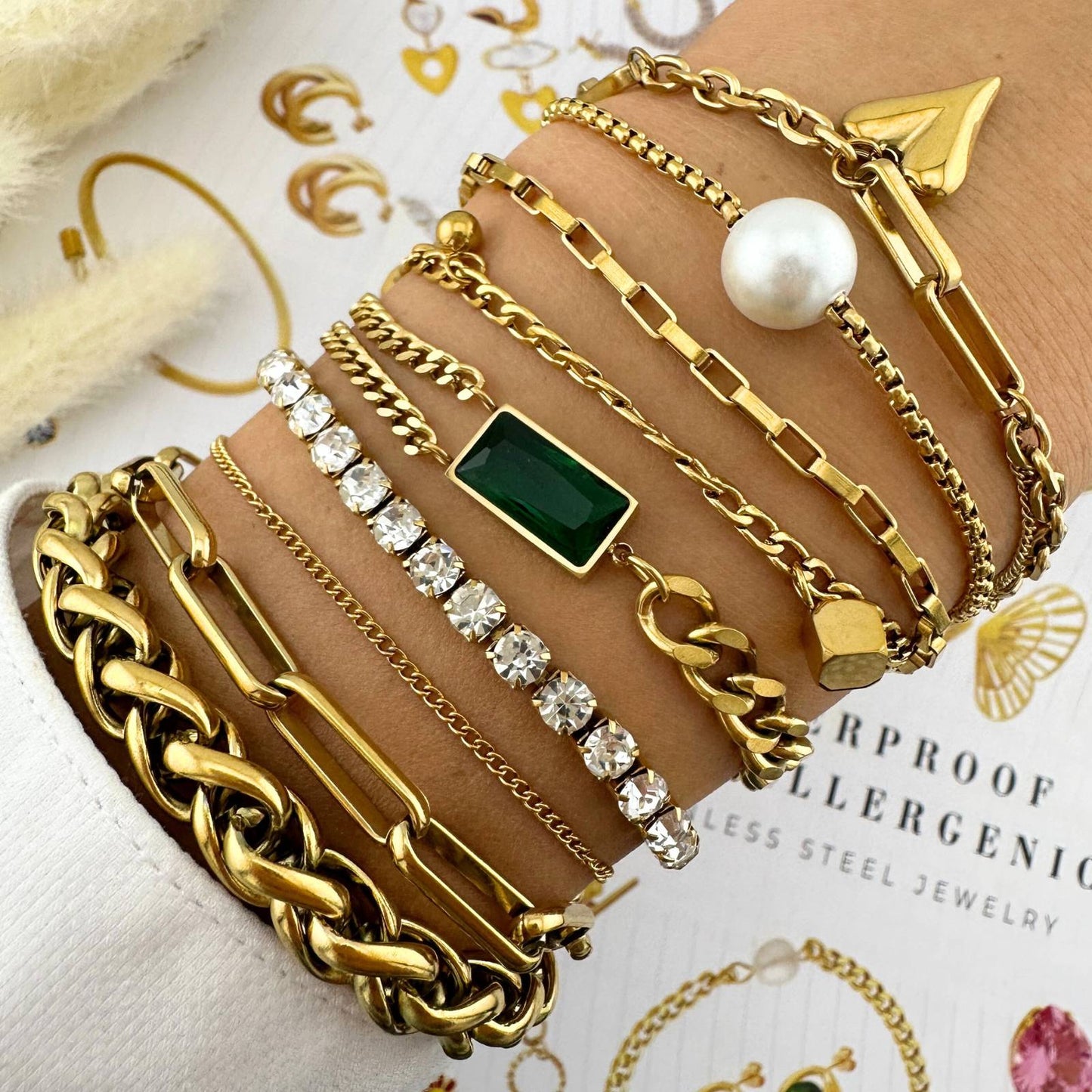 18K gold plated Stainless steel Hearts bracelet, Intensity