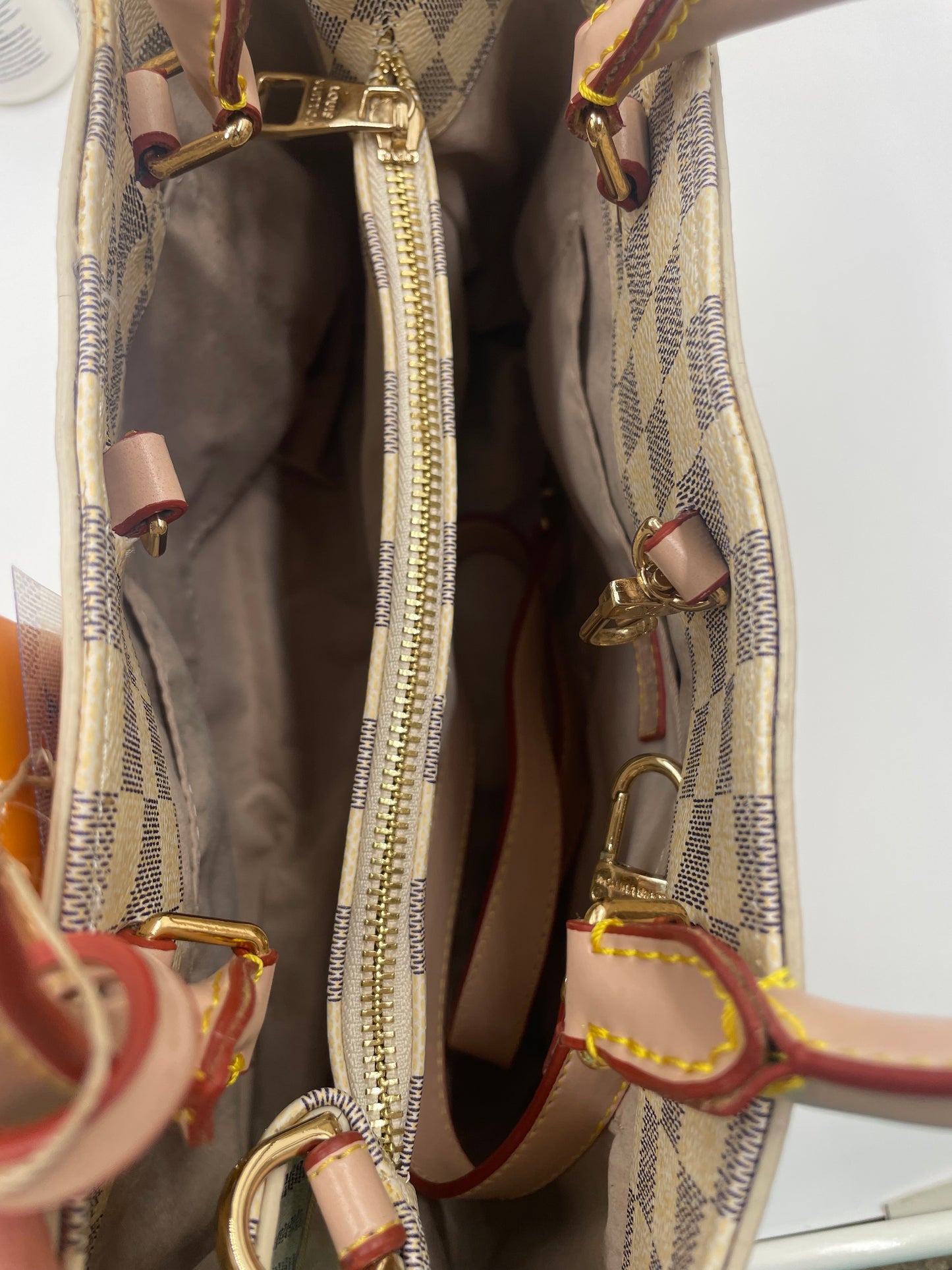 Louis Vuitton beige & cream tote bag -handbag