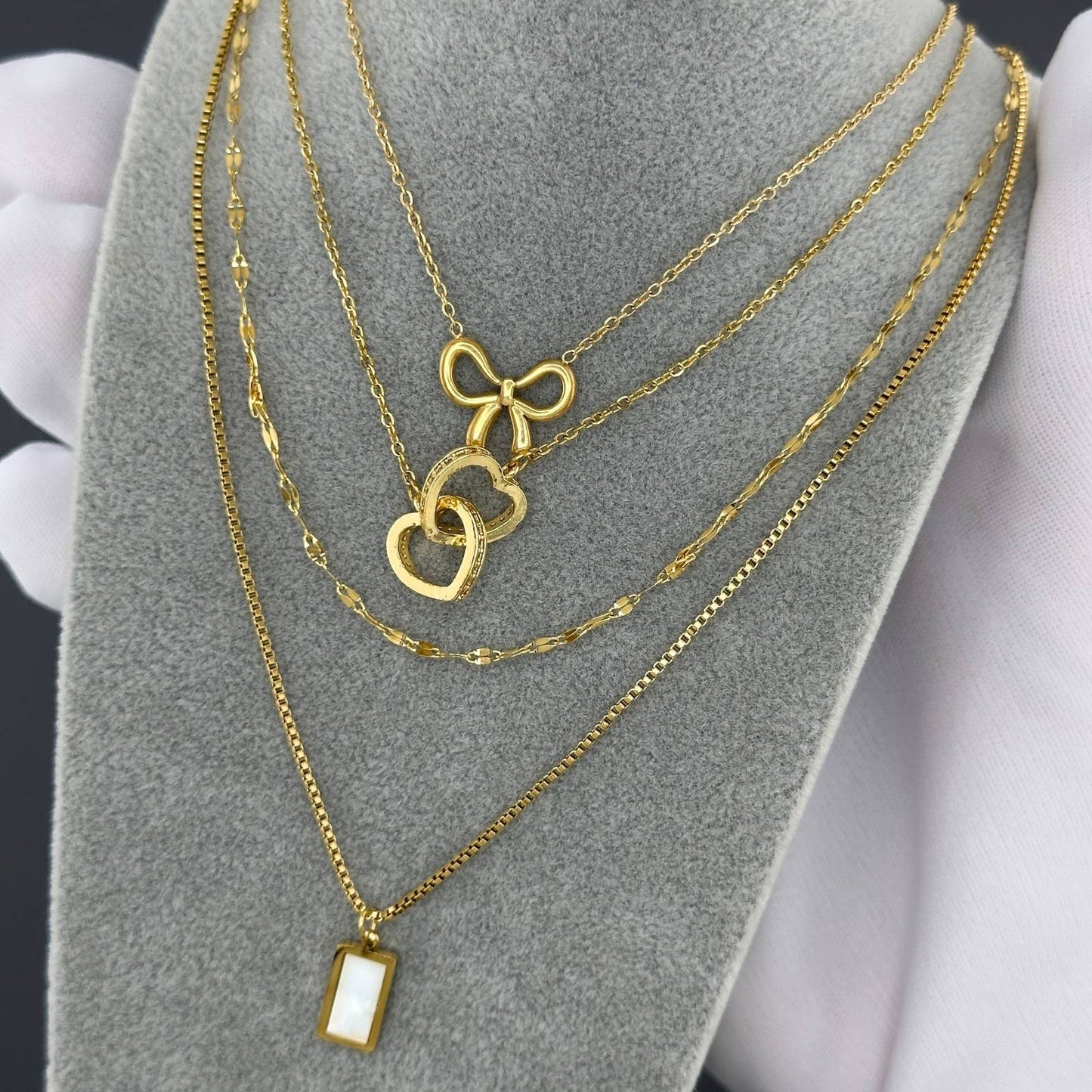 18K gold plated Stainless steel Hearts necklace, Intensity