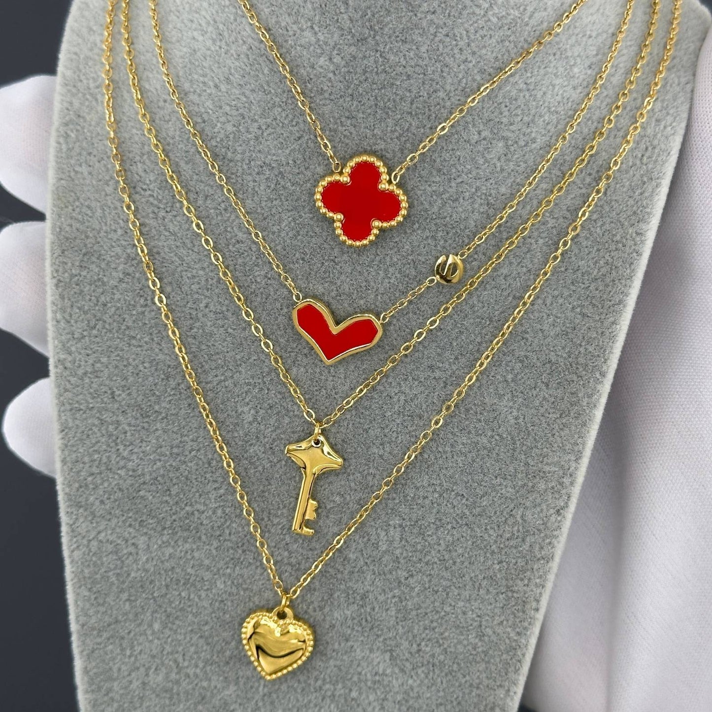 18K gold plated Stainless steel  Four-leaf clover necklace, Intensity