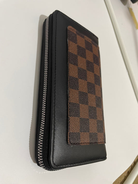 LV wallet zip all around, card/cash holder clutch with Box