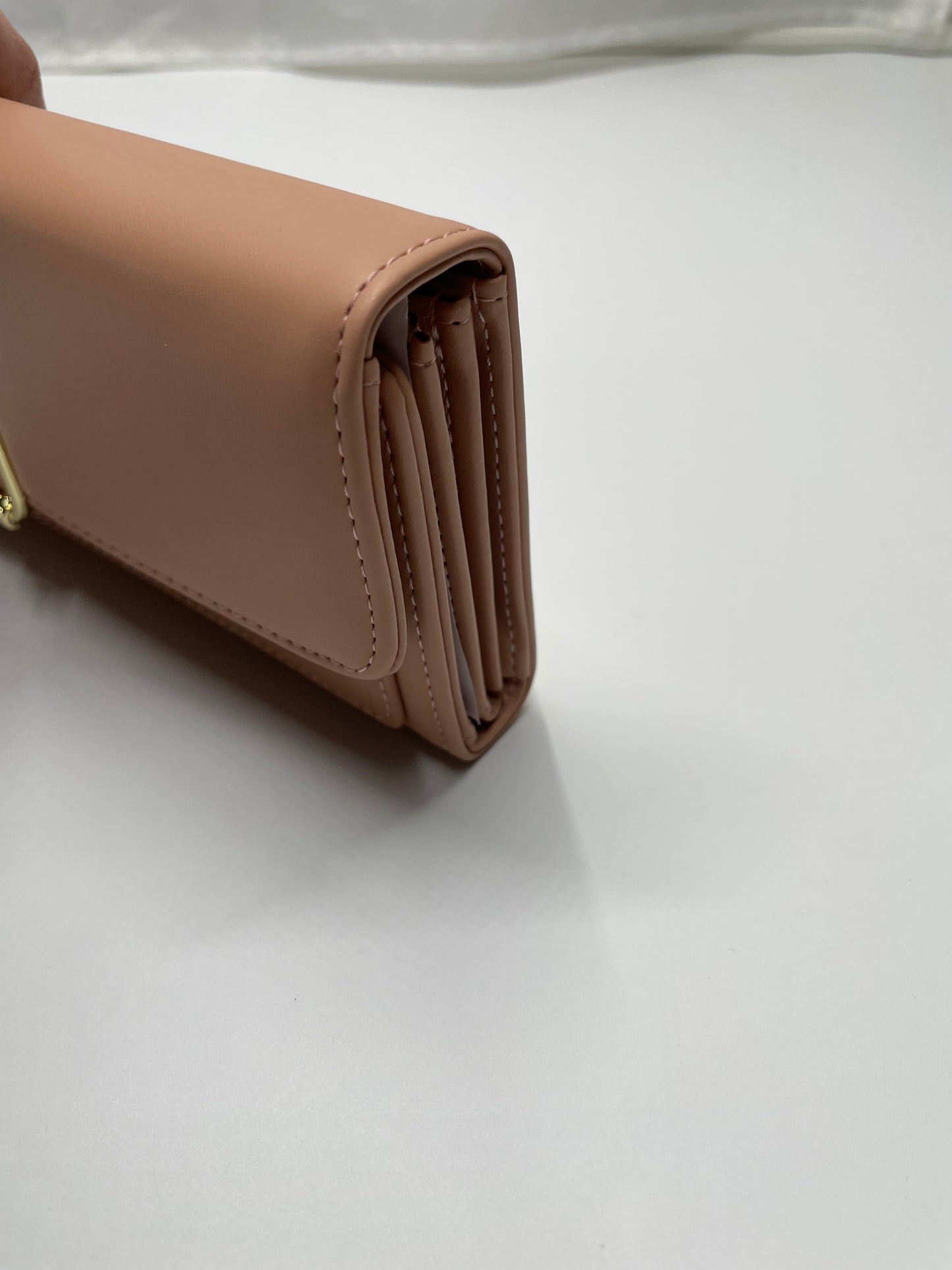 Marc jacobs mauve colour clutch wallet