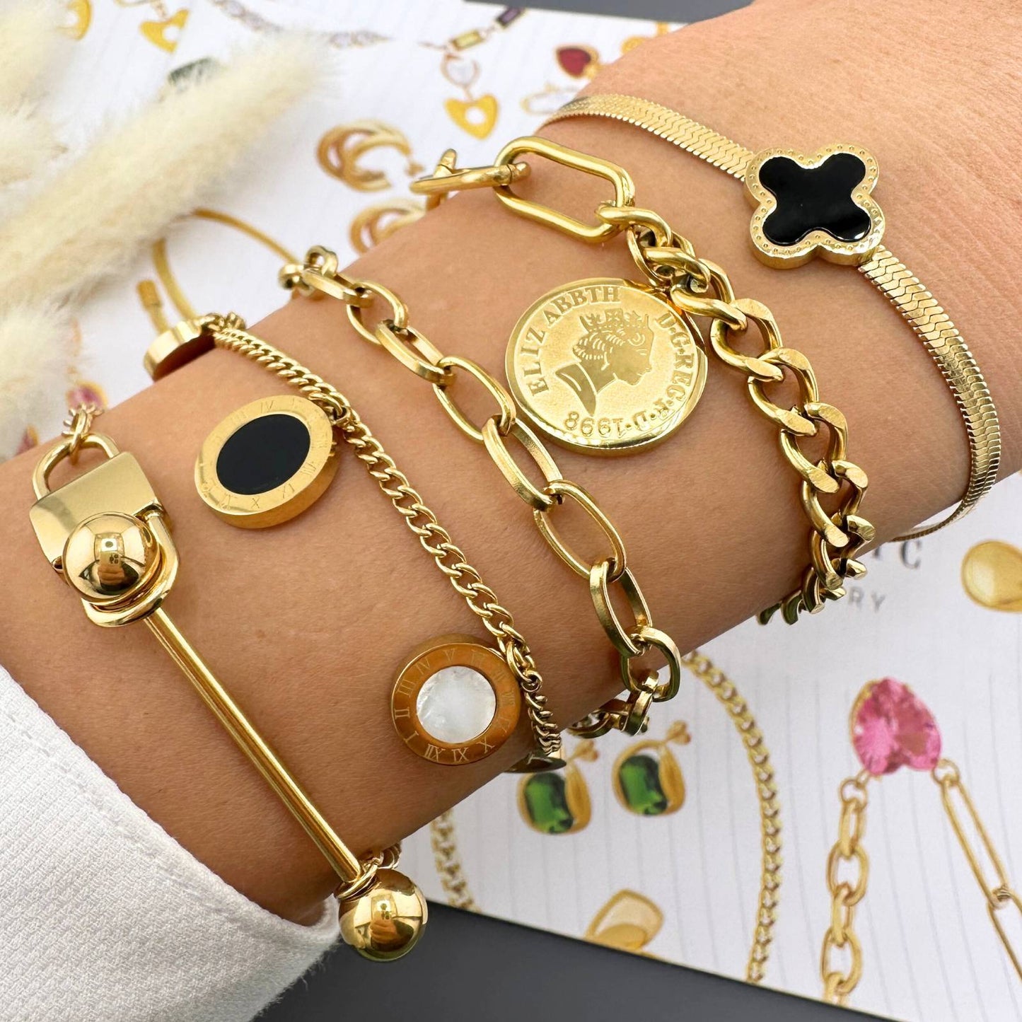 18K gold plated Stainless steel  Four-leaf clover bracelet, Intensity