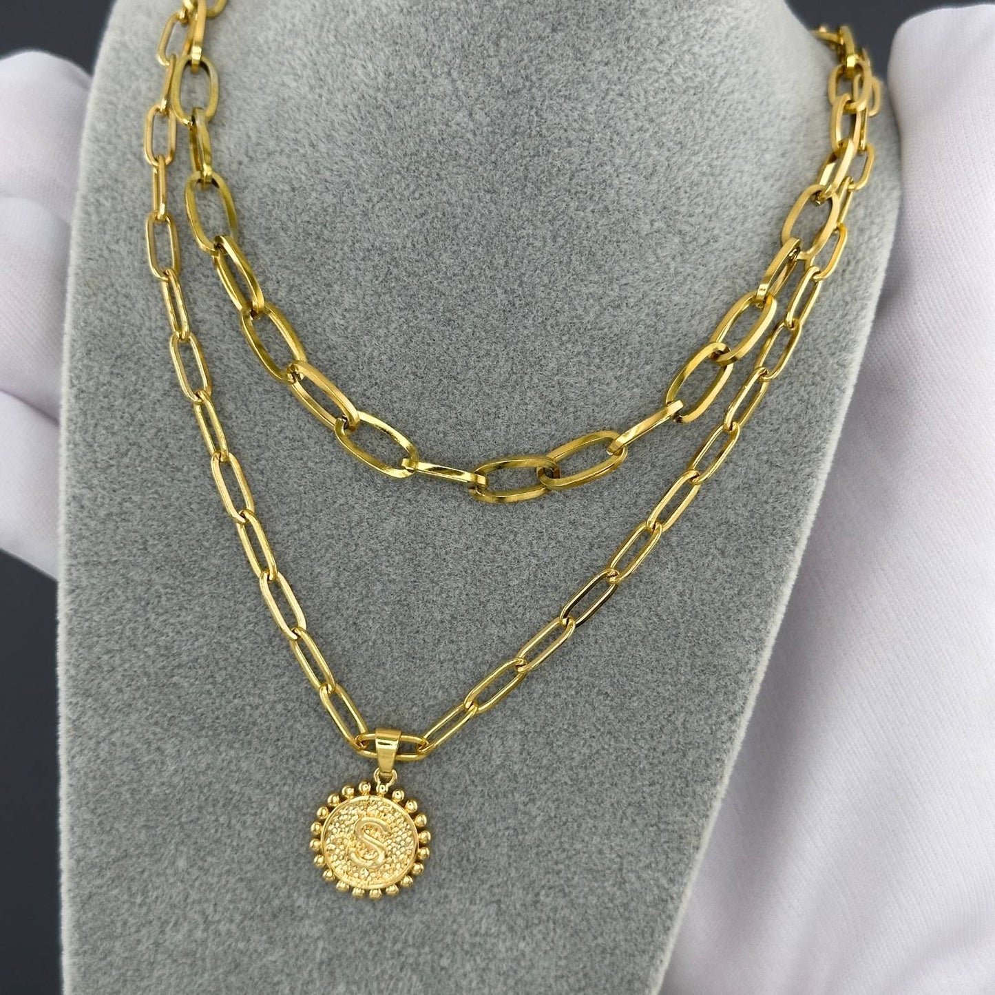 18K gold plated Stainless steel  Letter S necklace, Intensity