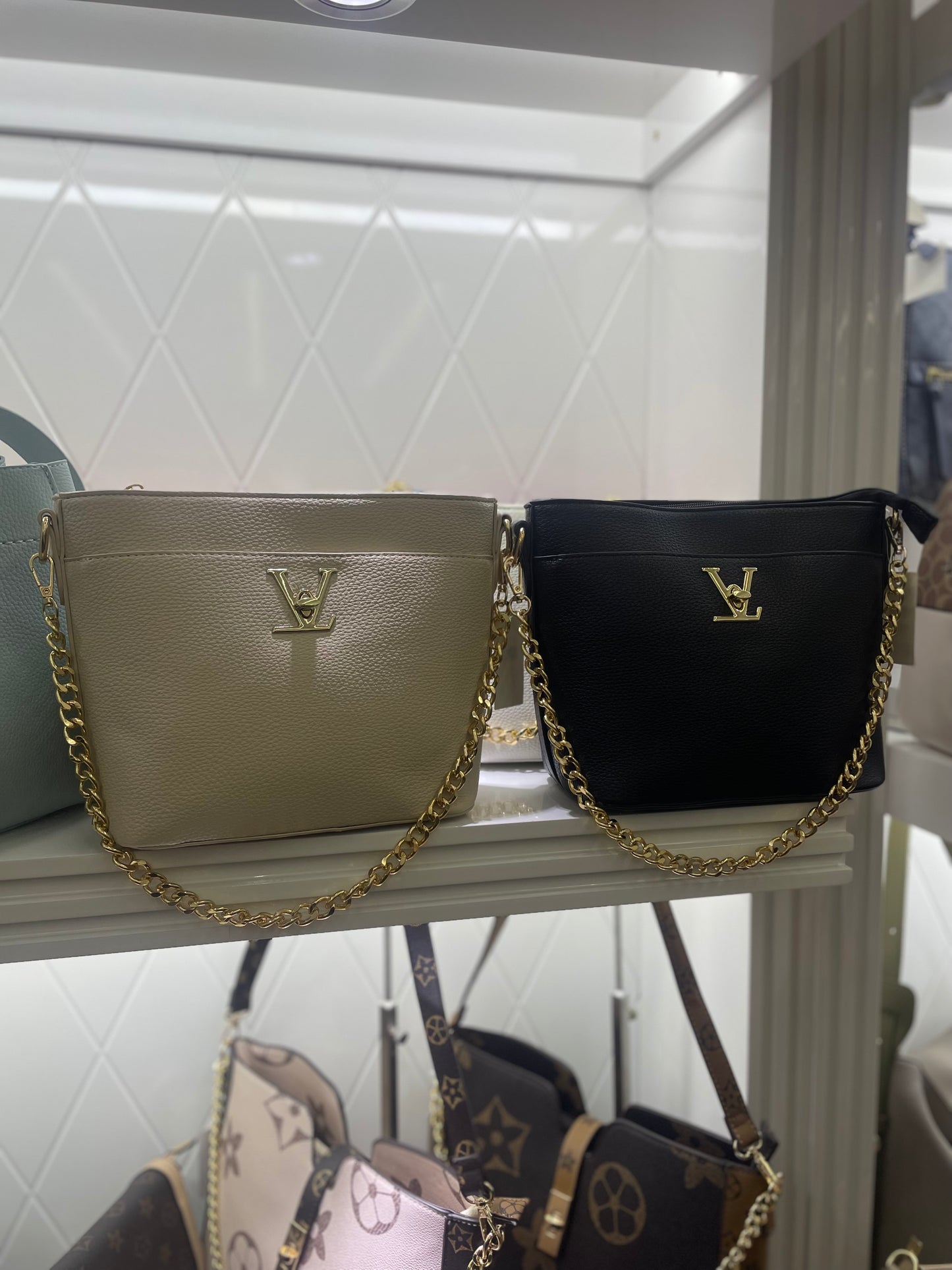Louis Vuitton shoulder tote bag bucket style black and cream
