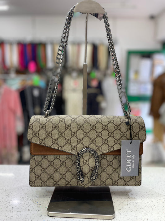 Gucci Dionysus Medium shoulder bag