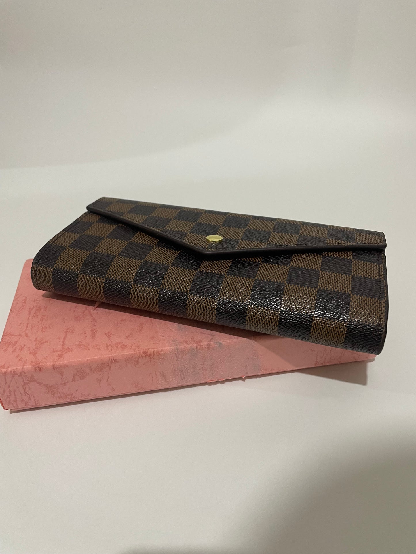 Lv red clutch wallet money card holder with button