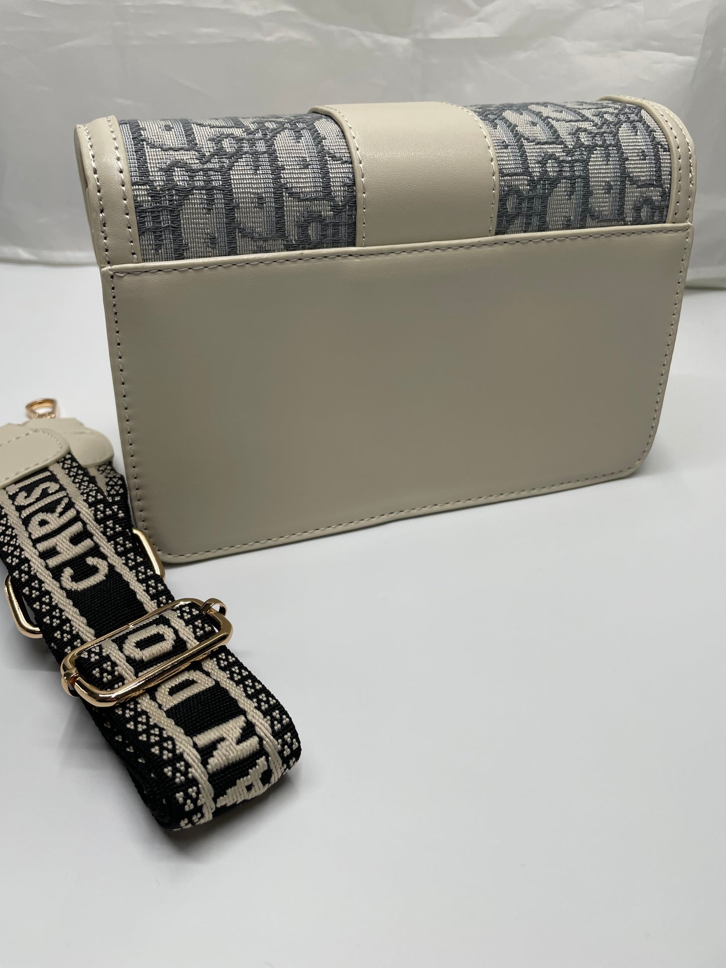 Christian Dior oblique 30 Montaigne Bag in cream long strap included