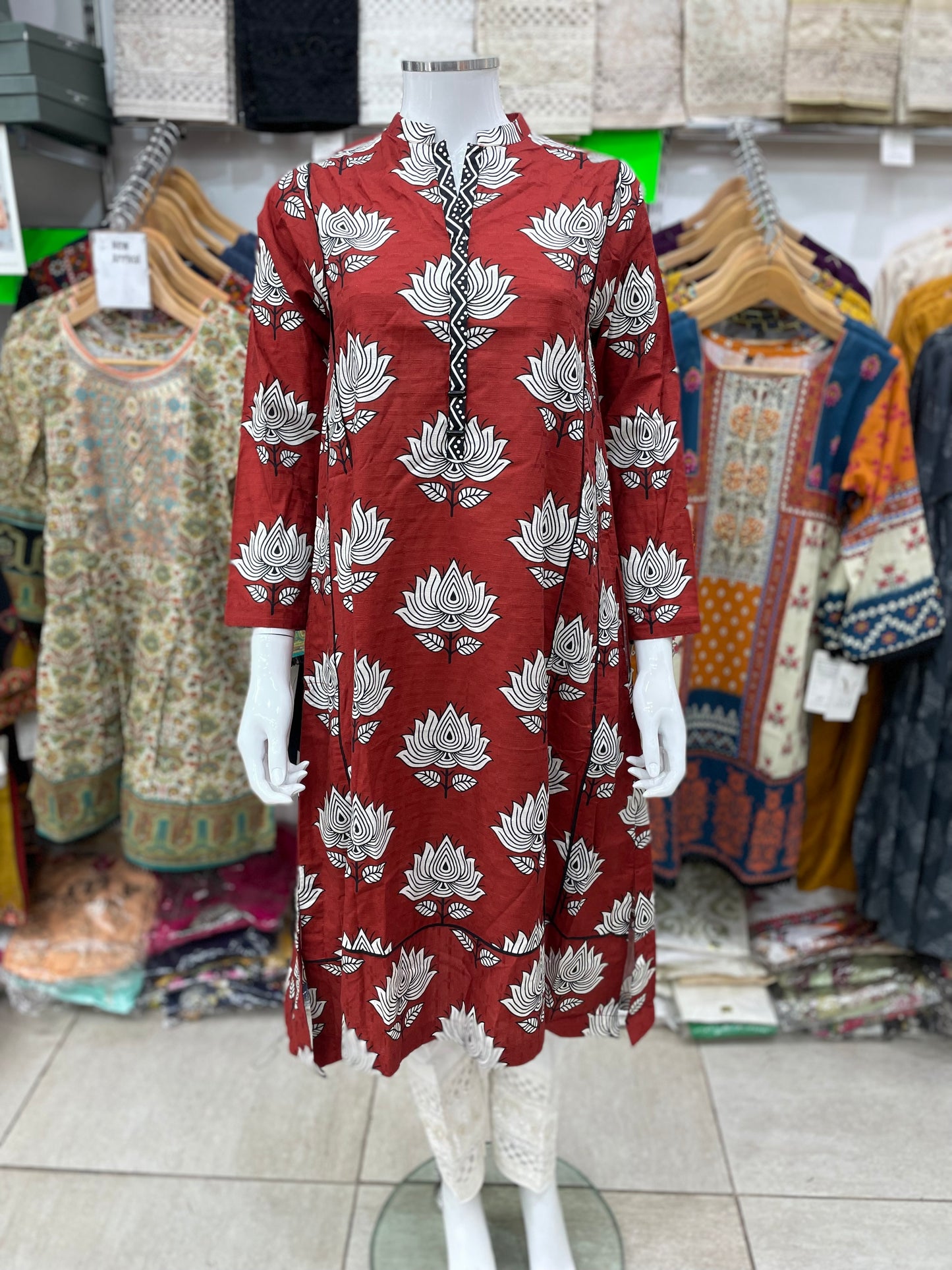 Sapphire long sleeved red khadar kurta collar neckline 2 side pockets